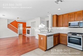 3998 Carino Way in Oceanside, CA - Building Photo - Building Photo
