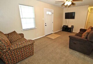 1507 N Main St in Temple, TX - Building Photo - Building Photo