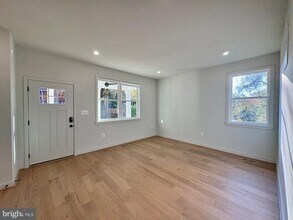 635 Upland Pl in Alexandria, VA - Building Photo - Building Photo