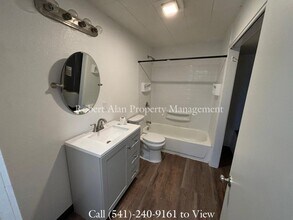 824 SW 7th St in Pendleton, OR - Building Photo - Building Photo