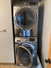 1106 Wildrose Ct, Unit 1106 Wildrose Ct in Anchorage, AK - Foto de edificio - Building Photo