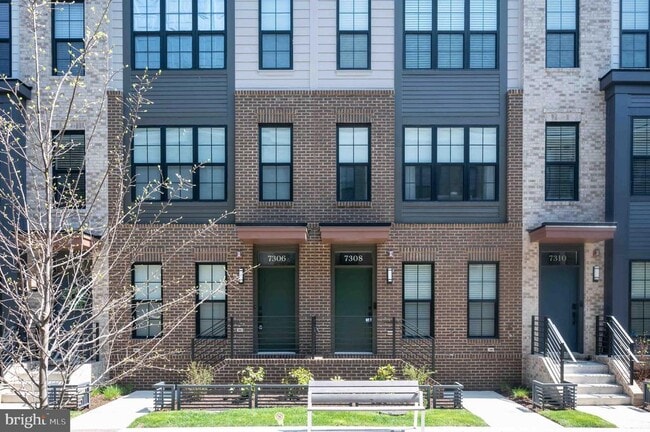 7306 Blade Dr in Falls Church, VA - Building Photo - Building Photo