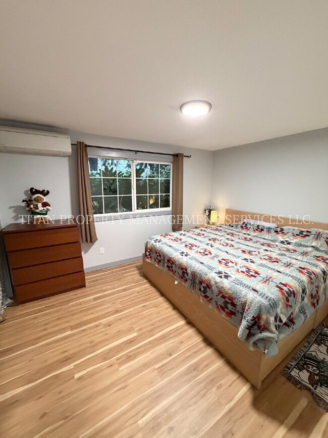 property at 21901 S Yeoman Rd