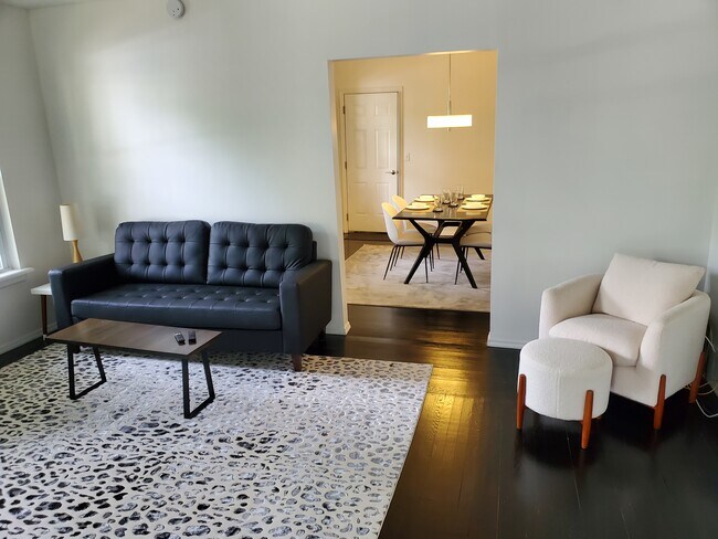 135 Washington St, Unit 1