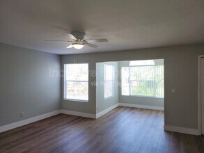 4720 Walden Cir in Orlando, FL - Building Photo - Building Photo