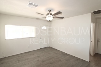 226 E 2nd Ave in Casa Grande, AZ - Building Photo - Building Photo
