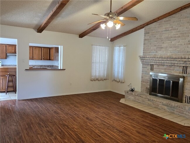 248 Hilltop Dr in Seguin, TX - Building Photo - Building Photo