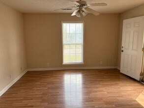 717-B S Highland Ave in Murfreesboro, TN - Building Photo - Building Photo