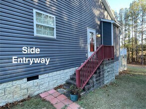 2281 New Market Rd in Hartsville, SC - Building Photo - Building Photo