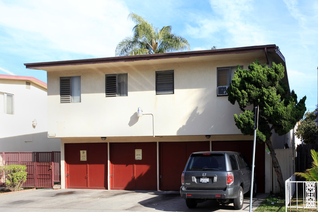 1036-1040 Dawson Ave in Long Beach, CA - Building Photo - Building Photo