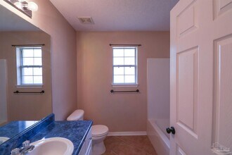 7909 Cayenne Way in Pensacola, FL - Building Photo - Building Photo