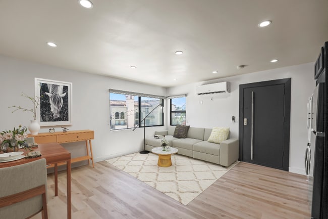 1139 Bellevue Ave in Los Angeles, CA - Building Photo - Building Photo