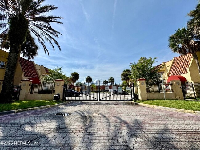 6654 Bell Tower Ct in Jacksonville, FL - Building Photo - Building Photo