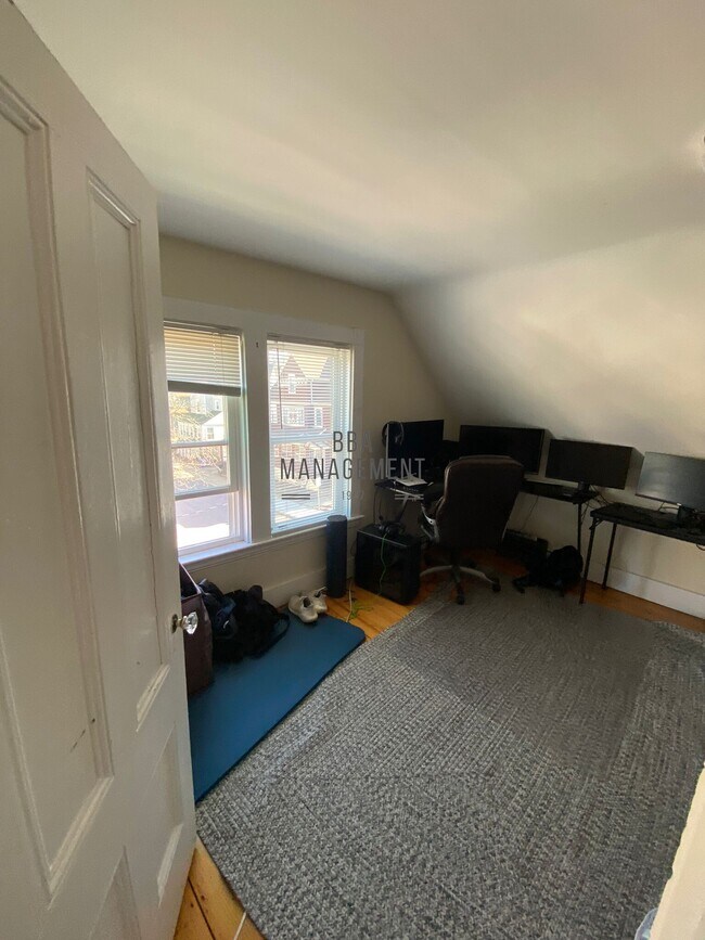 property at 58 Saunders St
