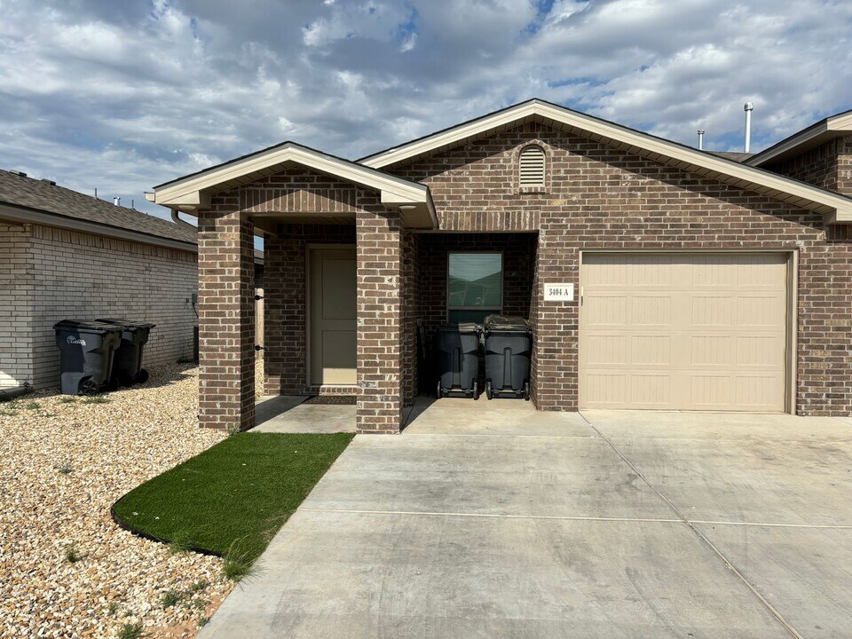 3404 Tiffin Ave in Lubbock, TX - Building Photo