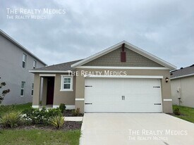 1180 Cascades Ave in Davenport, FL - Building Photo