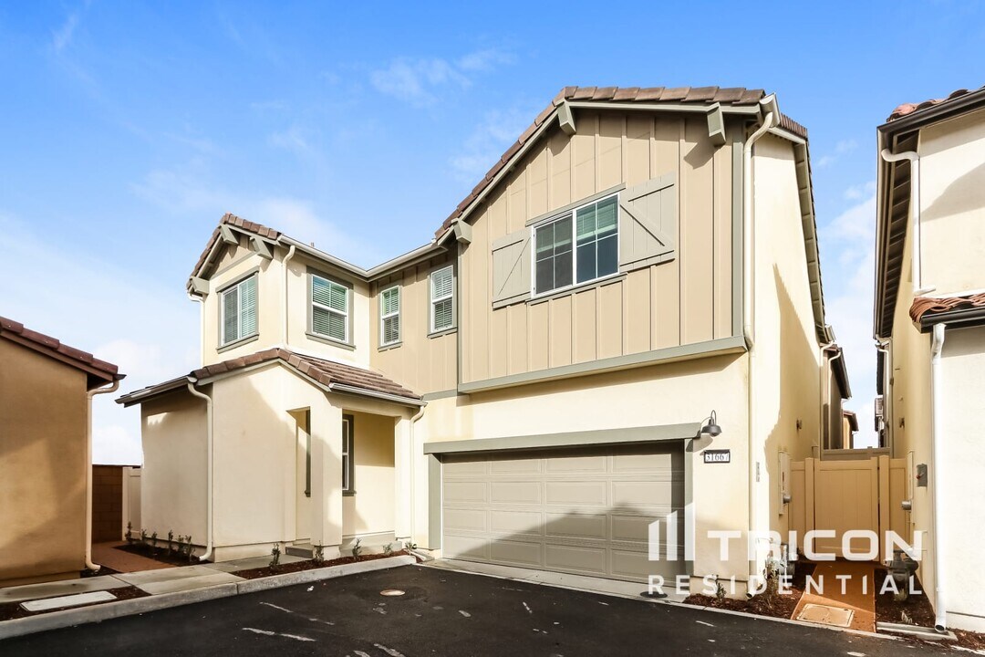 31667 Hans Dr in Menifee, CA - Building Photo