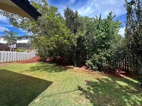 94-1136-1136 Pulai St in Waipahu, HI - Building Photo - Building Photo