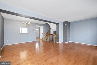 10008 Grass Market Ct in Fredericksburg, VA - Building Photo - Building Photo