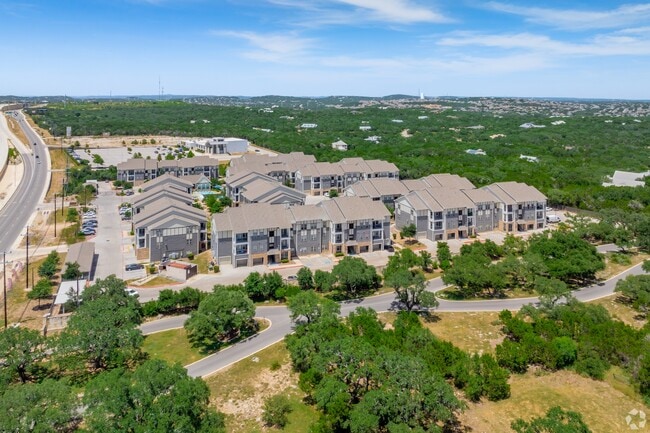 Encore 281 Apartments