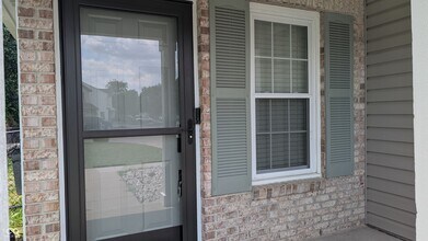 4704 Whitview Ln in Indianapolis, IN - Building Photo - Building Photo