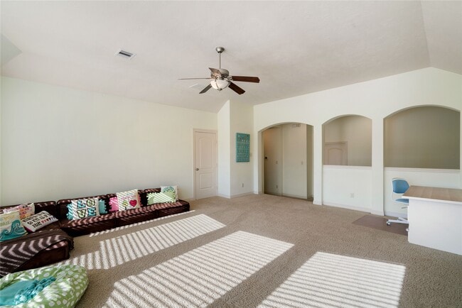 property at 241 W Tupelo Green Cir