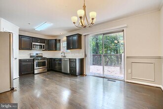 6558 Ridgeborne Dr in Rosedale, MD - Building Photo - Building Photo