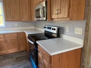 501 E Winona Beach Dr, Unit Winona Beach Rd. in Winona Lake, IN - Building Photo - Building Photo