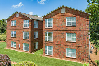 Elevation Station at Howard in Greensboro, NC - Building Photo - Building Photo