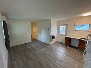 4813 Sayre Ave in Parkersburg, WV - Building Photo - Building Photo