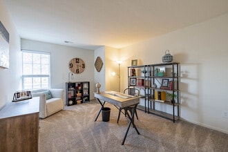 Washington Park in Centerville, OH - Building Photo - Interior Photo