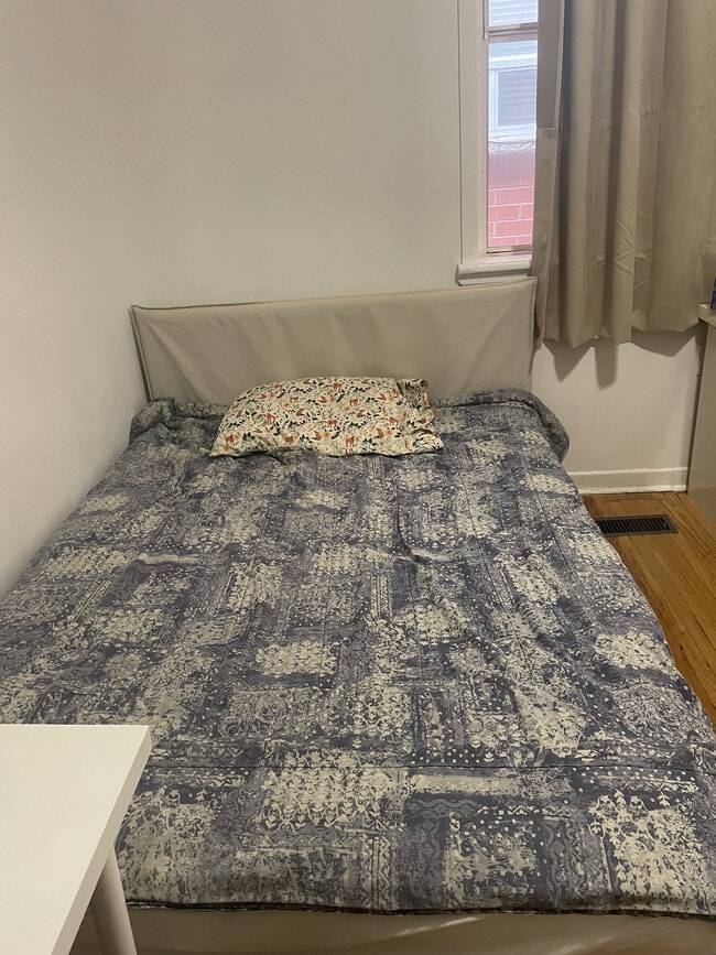 property at 163 Brunswick Av