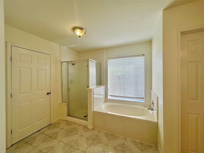 property at 12422 Glenleigh Dr