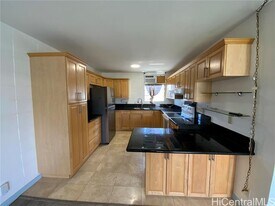 94-011 Waipahu St in Waipahu, HI - Building Photo