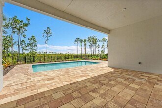 13920 Vivant Dr in Palm Beach Gardens, FL - Foto de edificio - Building Photo