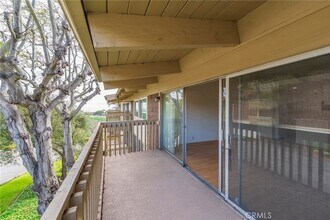 6542 Ocean Crest Dr, Unit B312 in Rancho Palos Verdes, CA - Building Photo - Building Photo