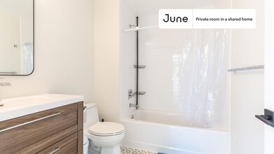 Private bedroom in 2 bed/2.5 bath Home in Washington, DC - Building Photo - Building Photo