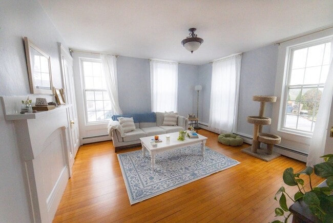 10 Maple Cir in Marblehead, MA - Building Photo - Building Photo