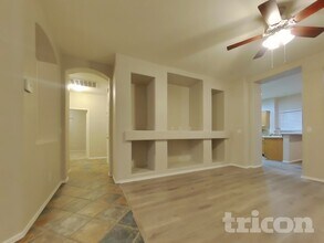 12513 W Washington St in Avondale, AZ - Foto de edificio - Building Photo