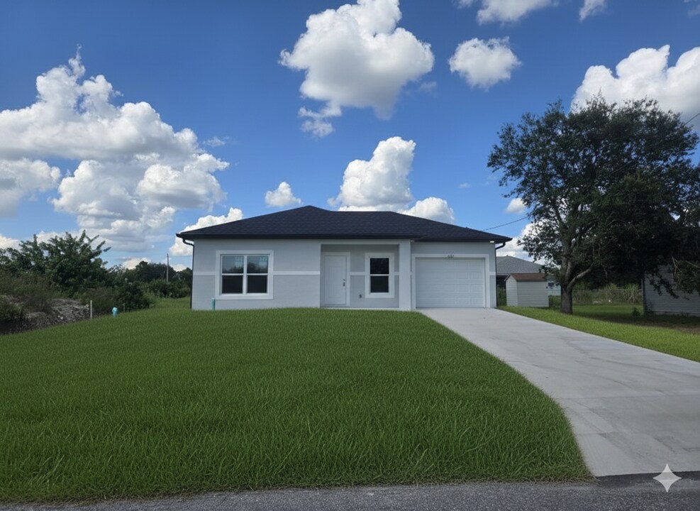 2506 43rd St SW in Lehigh Acres, FL - Building Photo