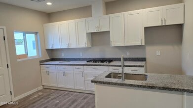 732 E Carol Ave in Phoenix, AZ - Building Photo - Building Photo