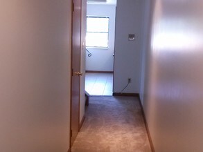 64 Bridge St, Unit 3 in Pittsburgh, PA - Building Photo - Building Photo