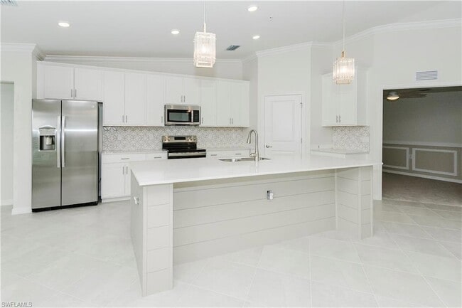 property at 5428 Double Eagle Cir