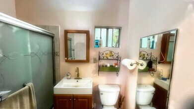 1837 N Berendo St, Unit B in Los Angeles, CA - Building Photo - Building Photo