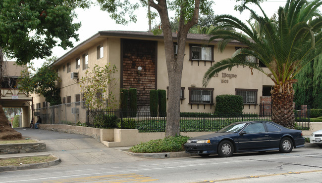 La Wayne Apartments