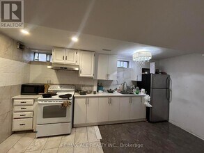 161 Heale Ave in Toronto, ON - Building Photo - Building Photo