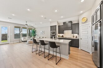 29635 Burcreek Ln in Fulshear, TX - Building Photo - Building Photo