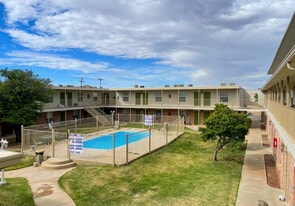 West Oaks Apartments