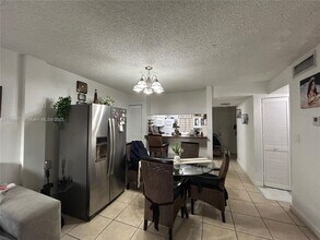 19781 SW 114th Ave in Miami, FL - Building Photo - Building Photo