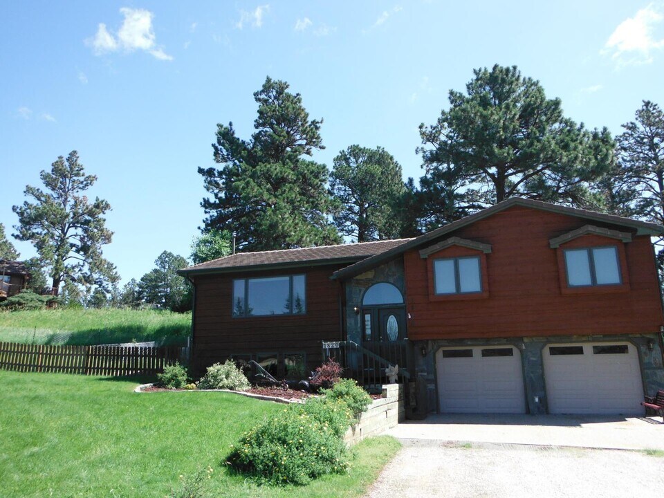 1820 King's Rd in Rapid City, SD - Building Photo